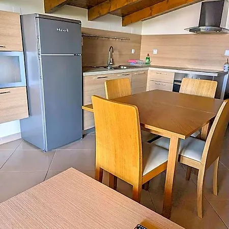 فندق Samaras - Sea View Attic *