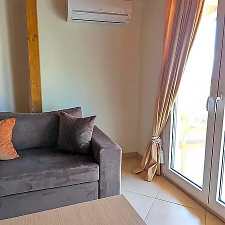 Samaras - Sea View Attic كامينا فورلا